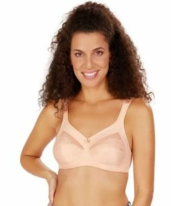 Amoena Isadora Soft Cup Wireless Mastectomy Bra 44804