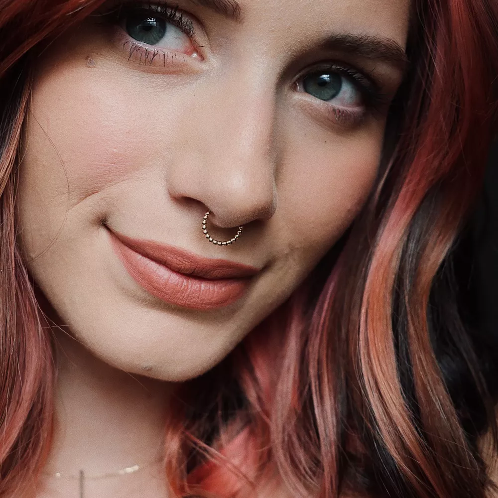 Amella Jewels 10K Gold Beaded Shape Clicker Nose Ring 6 Amella Jewels 10K Gold Beaded Shape Clicker Nose Ring - Image 4