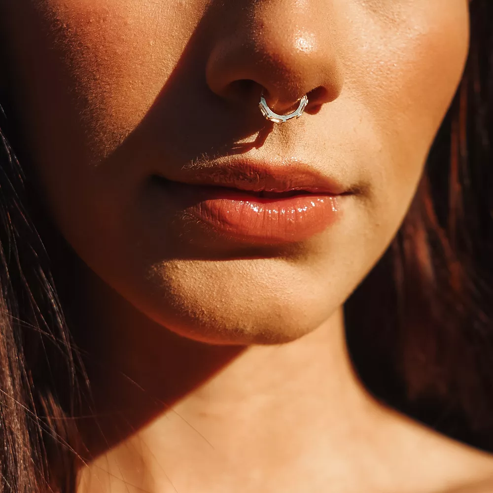 Amella Jewels 10k Gold Cubic Zirconia Clicker Septum Nose Ring 5 Amella Jewels 10k Gold Cubic Zirconia Clicker Septum Nose Ring - Image 3